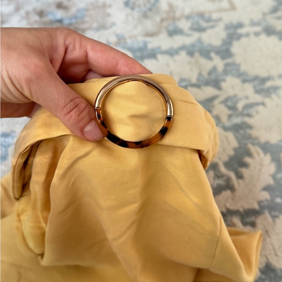 Mango Belted Front Slit Midi Skirt, beautiful yellow color US size XS - Picture 7 of 10